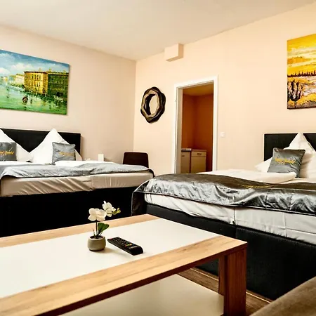 Parkhotel Lindenhof - Kostenlose Parkplaetze 3* Όφενμπαχ