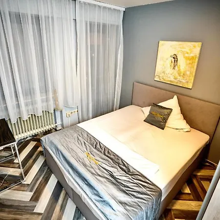Parkhotel Lindenhof - Kostenlose Parkplaetze Όφενμπαχ