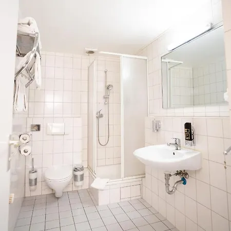 Ξενοδοχείο Parkhotel Lindenhof - Kostenlose Parkplaetze 3*