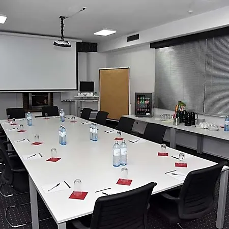 Hotel Parkhotel Lindenhof - Kostenlose Parkplaetze Offenbach am Main