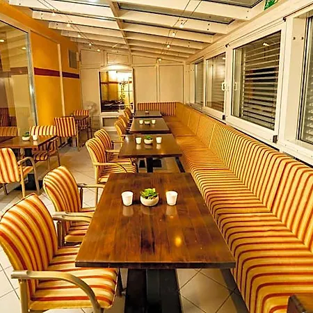 Hotel Parkhotel Lindenhof - Kostenlose Parkplaetze